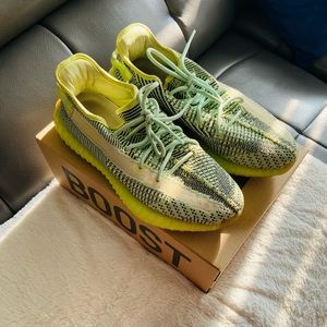 Yeezy boost 350 V2